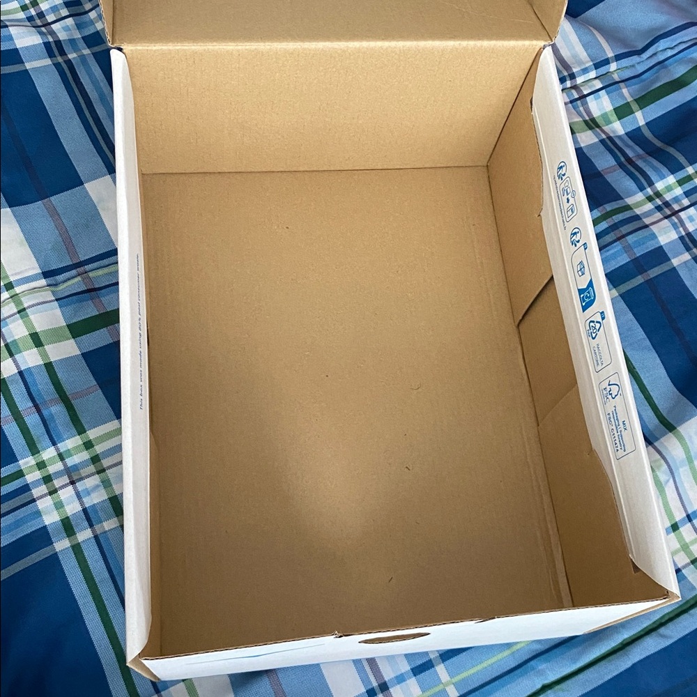 Empty Hoka Clifton 10 Blue Shoe Box with White Logo - Picture 11 of 12